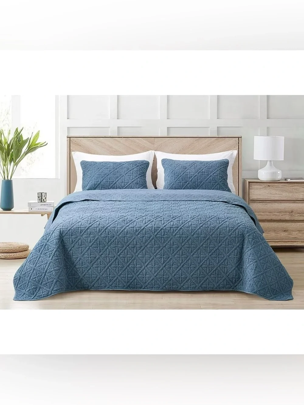 Blue Quilted sherpa king 3 piece Bedspread Set